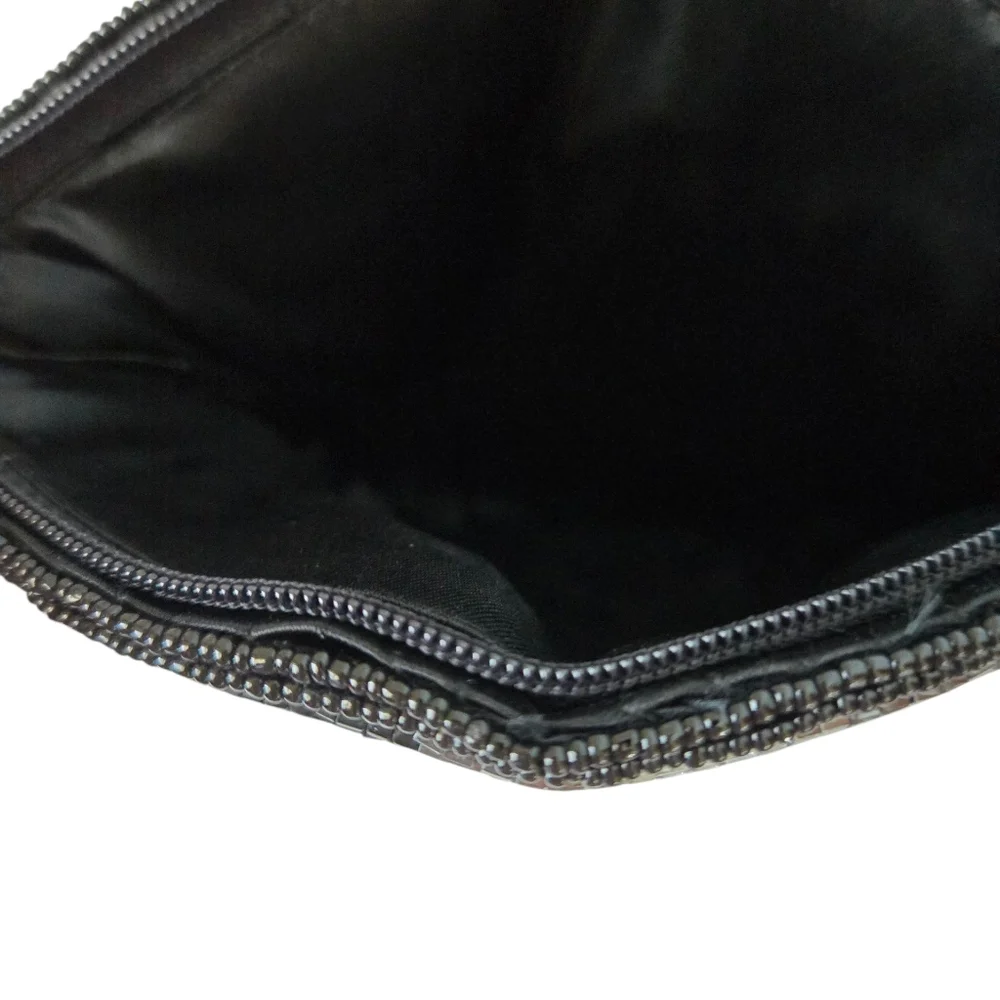 FUN Black & Silver Beaded "Vintage" Inspired Cocktail Purse/Evening Bag - Picture 6 of 9